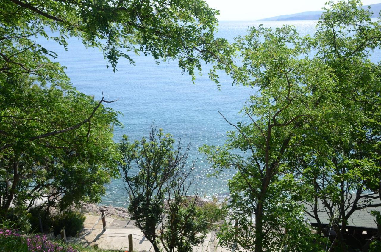 Corina & Franco Apartment Senj  Luaran gambar