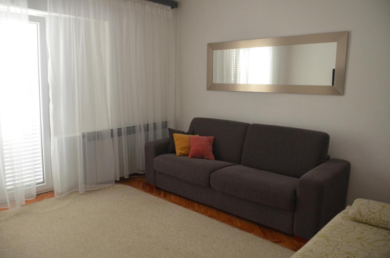 Corina & Franco Apartment Senj  Luaran gambar