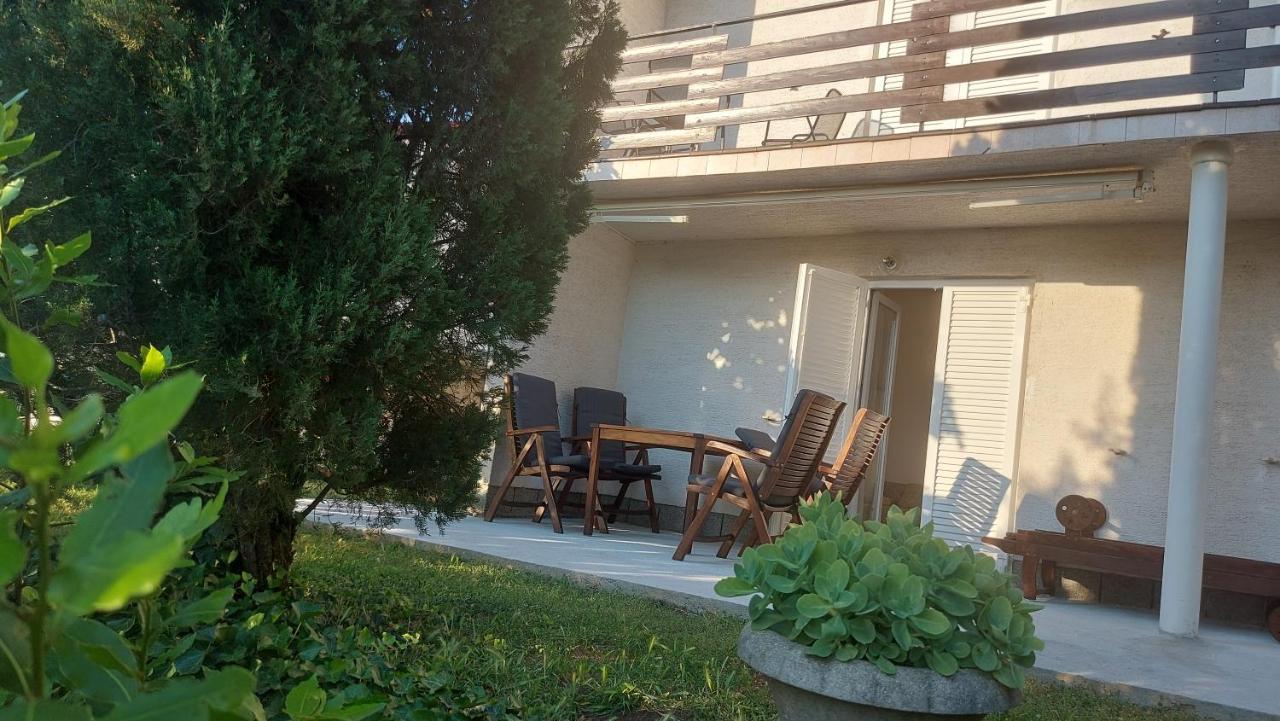 Corina & Franco Apartment Senj  Luaran gambar
