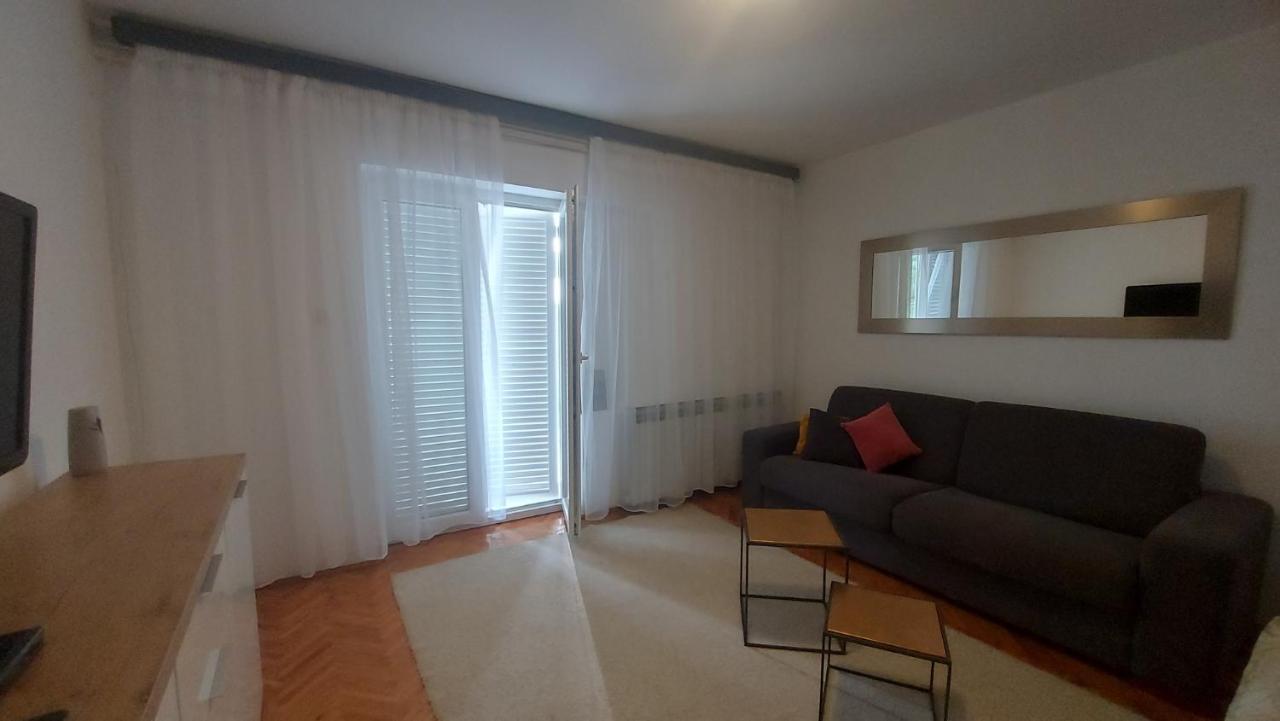 Corina & Franco Apartment Senj  Luaran gambar