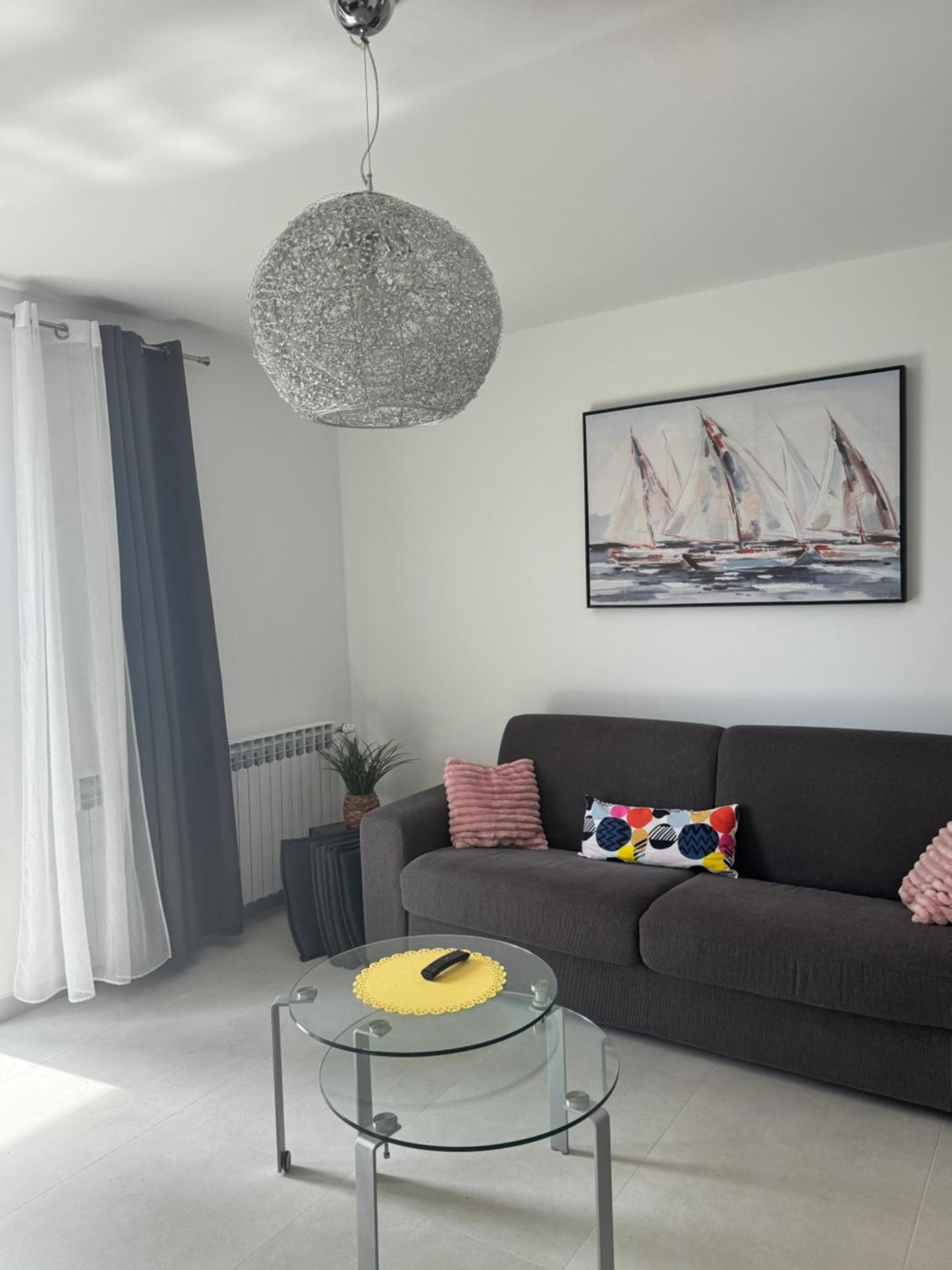 Corina & Franco Apartment Senj  Luaran gambar